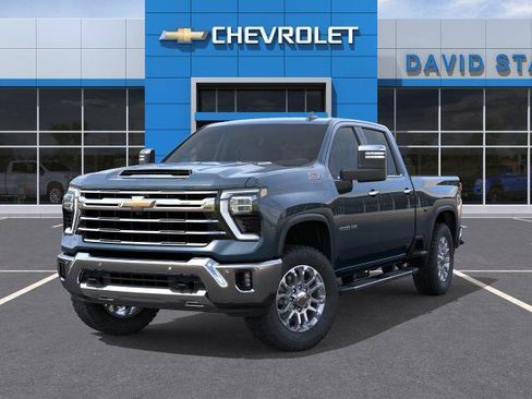 Used 2026 Chevrolet Silverado 2500 LTZ w/ LTZ Convenience Package AWD/4WD image 22