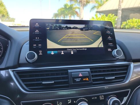 Used 2019 Honda Accord Sport image 22