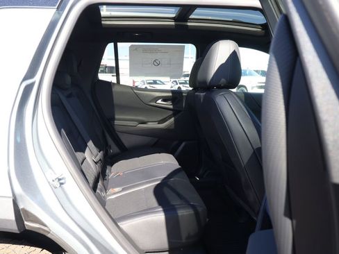 New 2026 Chevrolet Equinox LT w/ Convenience Package II image 40