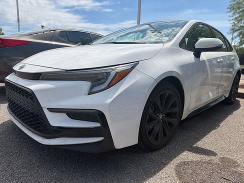 Used 2023 Toyota Corolla SE FWD image 1