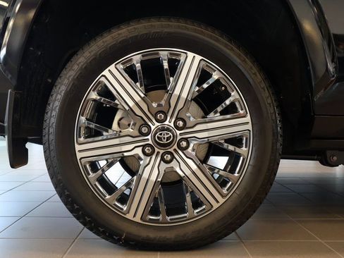 Used 2026 Toyota Sequoia Capstone AWD/4WD image 16