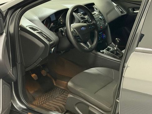 Used 2015 Ford Focus SE image 8