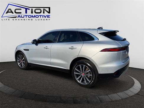 Used 2023 Jaguar F-PACE S AWD/4WD image 6