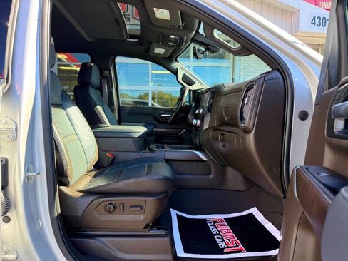 Used 2023 GMC Sierra 2500 Denali w/ Denali Ultimate Package AWD/4WD image 36