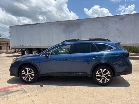 Used 2022 Subaru Outback Limited AWD/4WD image 8