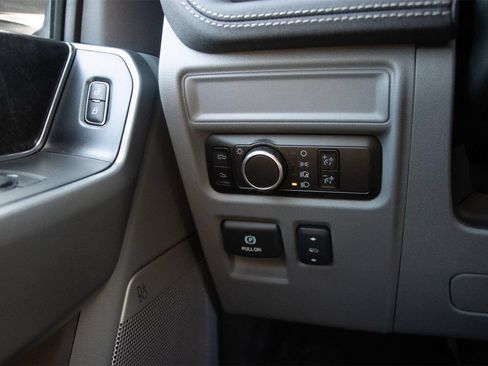 Certified 2025 Ford F150 Lightning Flash AWD/4WD image 18