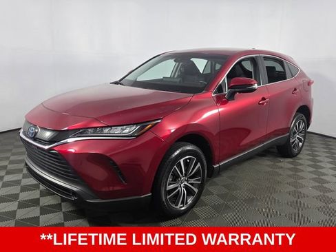 Used 2022 Toyota Venza LE AWD/4WD image 3