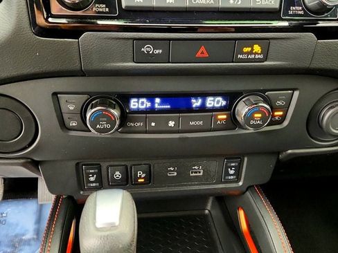 Used 2023 Nissan Frontier Pro-X w/ Pro-X Premium Package RWD image 19