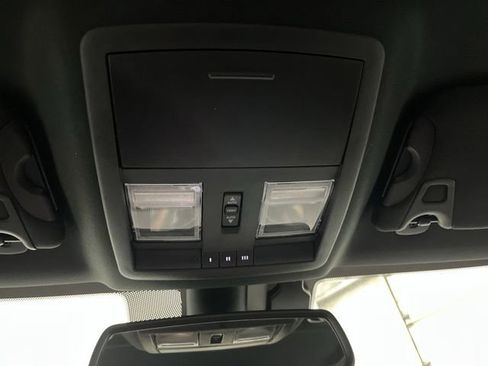 Used 2023 Dodge Challenger R/T image 25