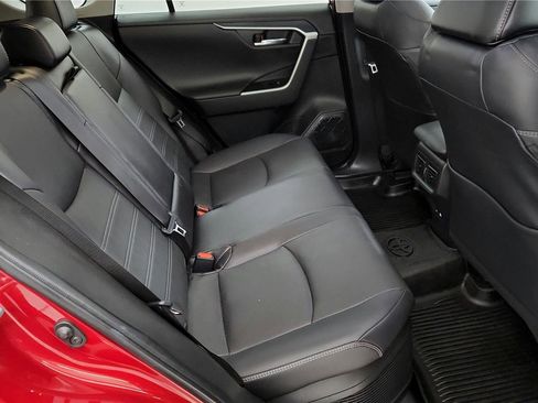Used 2024 Toyota RAV4 Limited image 27