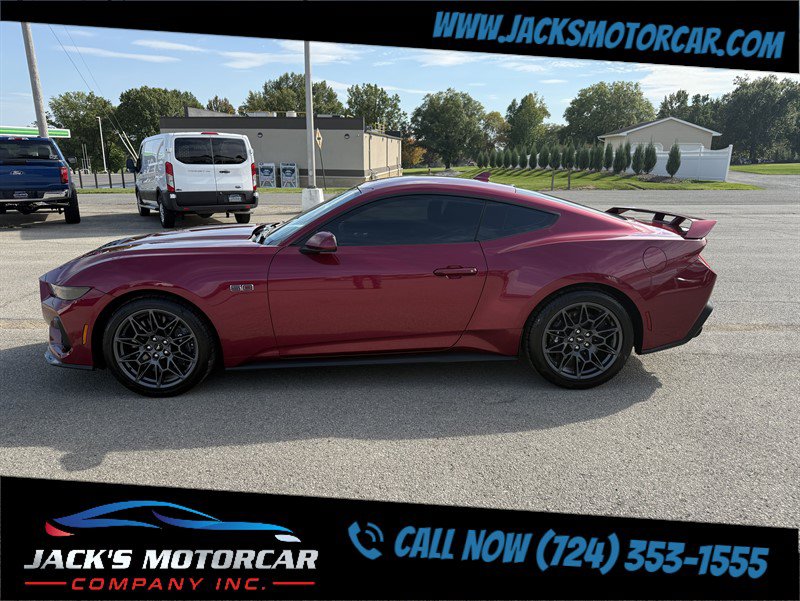 Used 2026 Ford Mustang GT w/ GT Performance Package RWD image 6