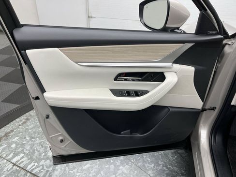 Certified 2026 MAZDA CX-90 3.3 Turbo w/ Premium Plus Pkg AWD/4WD image 8
