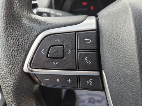 Used 2021 Toyota Sienna LE image 17