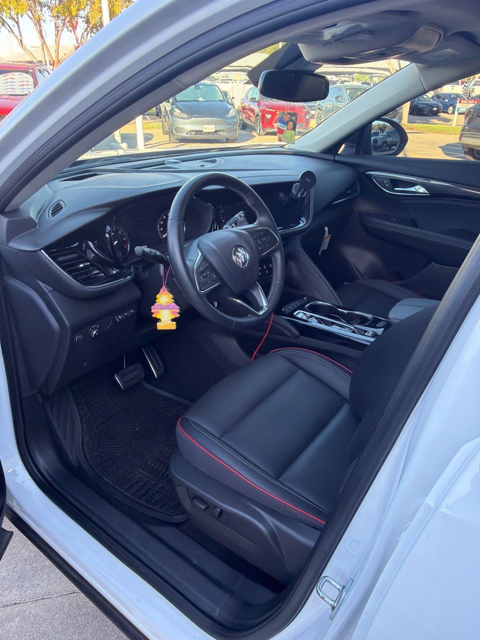 Used 2023 Buick Envision Essence w/ Technology Package I AWD/4WD image 10