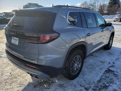 Used 2025 GMC Acadia Elevation image 5