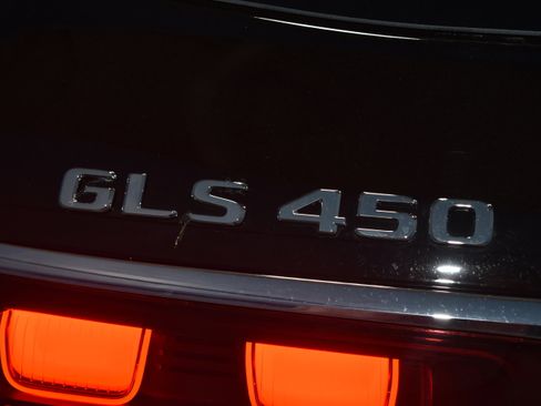 New 2026 Mercedes-Benz GLS 450 4MATIC image 25