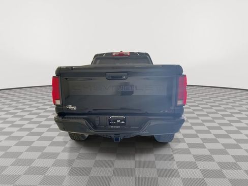 New 2026 Chevrolet Colorado ZR2 w/ Technology Package AWD/4WD image 13