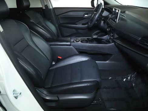 Certified 2023 Nissan Rogue SV w/ SV Premium B Package AWD/4WD image 36
