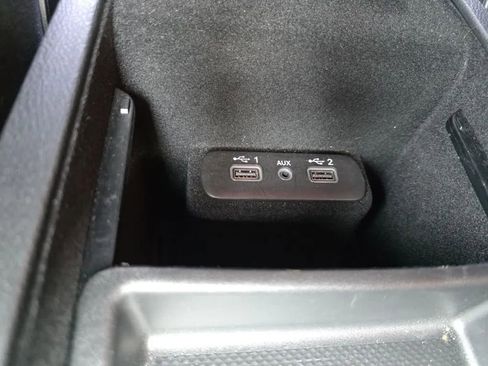 Used 2023 Dodge Charger GT image 31