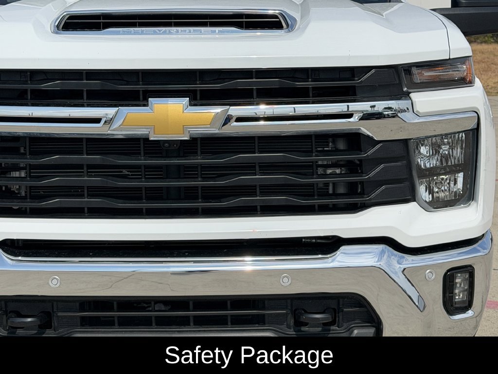 Used 2025 Chevrolet Silverado 2500 LT w/ Safety Package AWD/4WD image 4