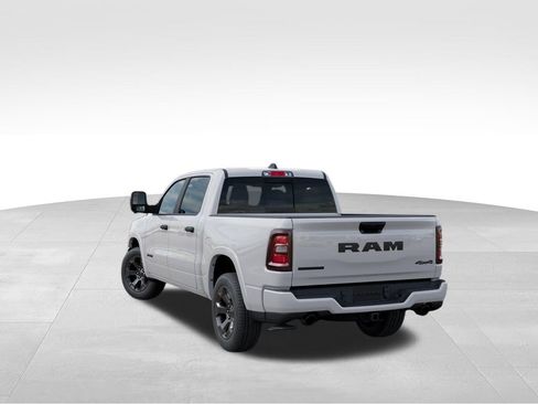 Used 2026 RAM 1500 Big Horn AWD/4WD image 3