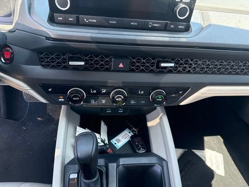 Used 2024 Honda Accord EX image 17