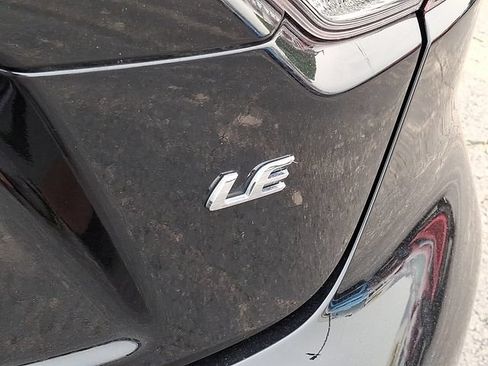 Used 2024 Toyota Corolla LE FWD image 30