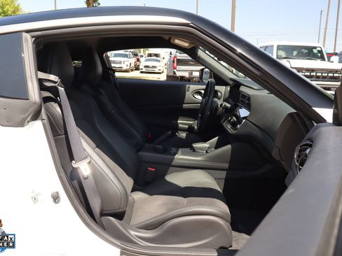 Used 2024 Nissan Z Performance w/ Floor Mat Package RWD image 29