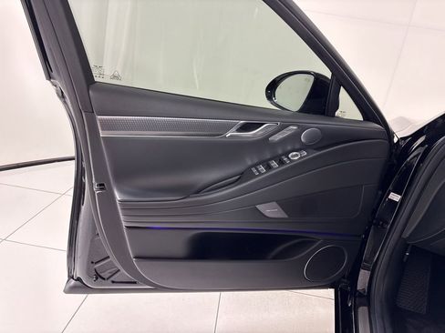 Used 2025 Genesis G80 3.5T Sport AWD/4WD image 17