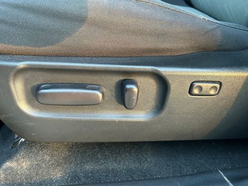 Used 2021 Toyota Tacoma TRD Sport image 15