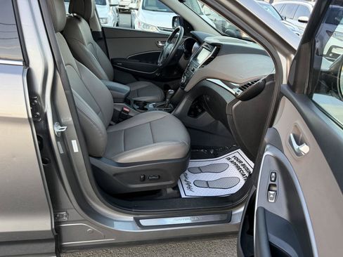 Used 2017 Hyundai Santa Fe Sport AWD/4WD image 14