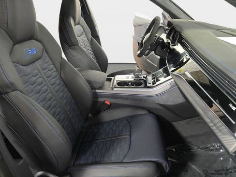 New 2026 Audi RS Q8 performance image 10