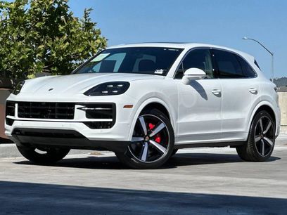 New 2025 Porsche Cayenne S