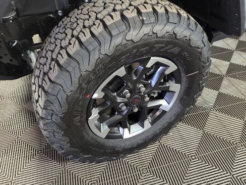 New 2026 Jeep Wrangler Rubicon w/ Steel Bumper Group image 7