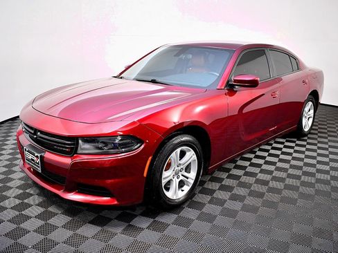 Used 2018 Dodge Charger SXT image 44