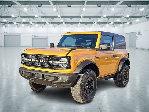 Used 2022 Ford Bronco Wildtrak image 1