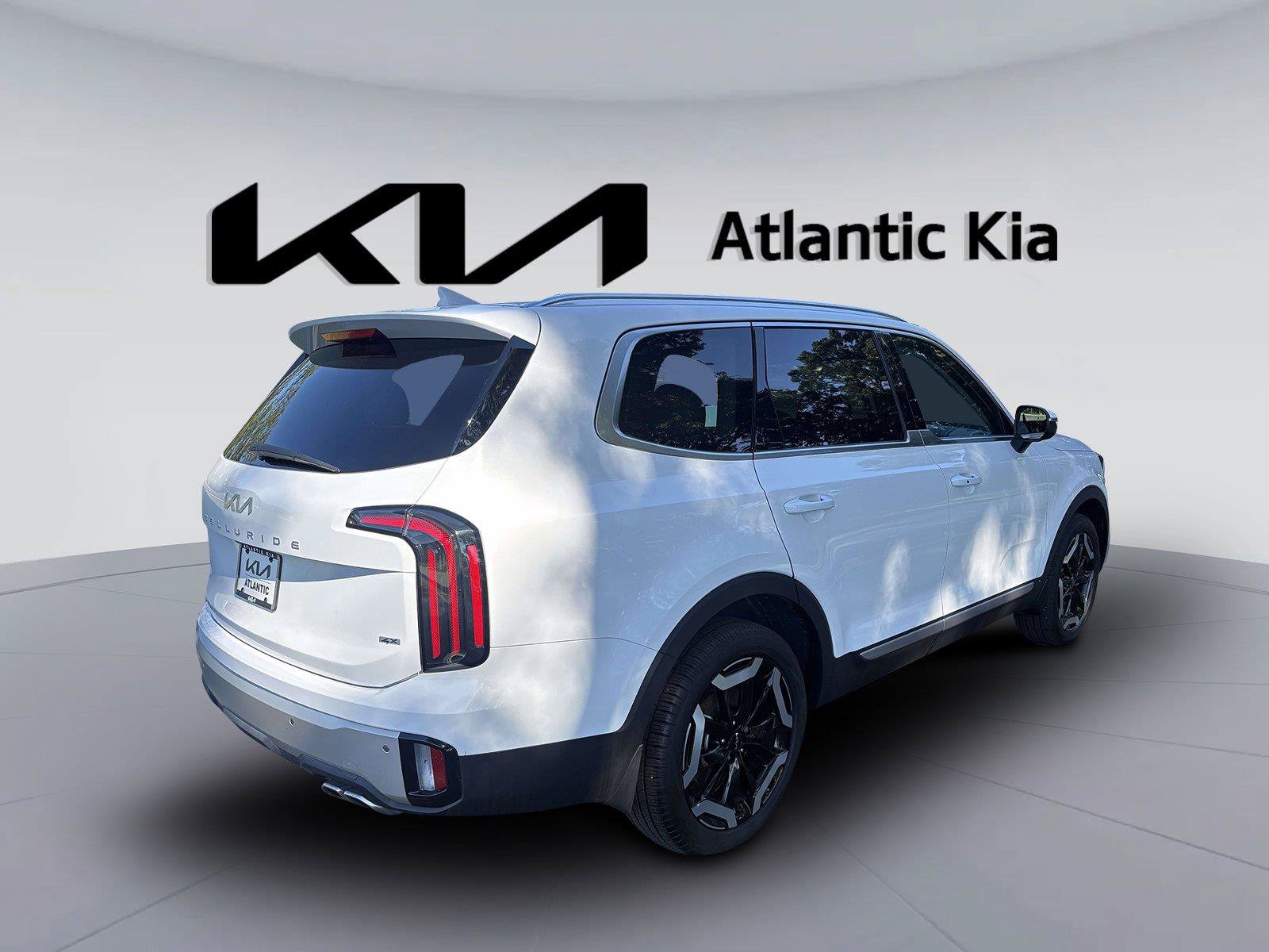Certified 2025 Kia Telluride EX w/ EX Captain's Chair Package AWD/4WD image 6