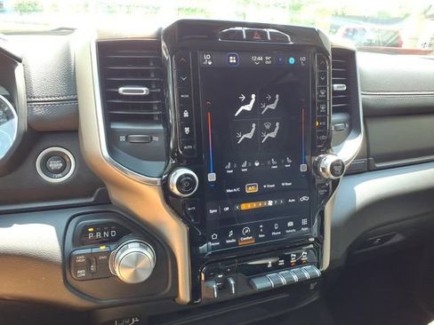 Used 2024 RAM 2500 Laramie AWD/4WD image 16