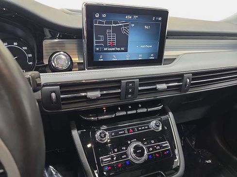 Certified 2022 Lincoln Corsair AWD w/ Premium Package image 16
