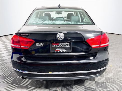 Used 2014 Volkswagen Passat TDI SEL Premium image 6