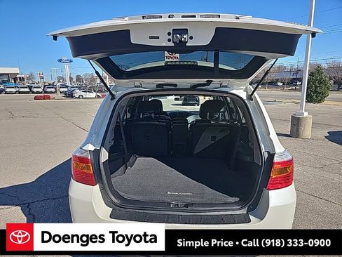 Used 2010 Toyota Highlander SE image 20
