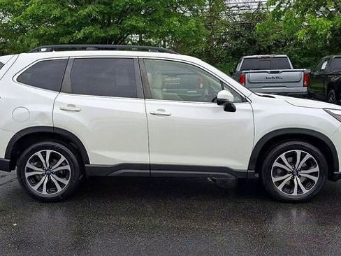 Used 2022 Subaru Forester Limited AWD/4WD image 9