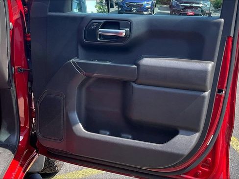 Used 2022 Chevrolet Silverado 1500 Custom AWD/4WD image 27