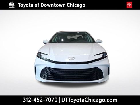 Used 2025 Toyota Camry LE image 1