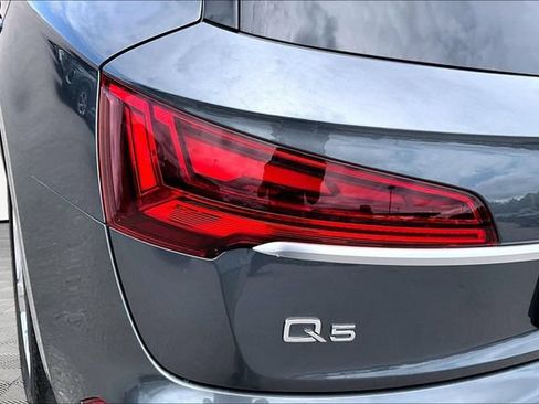 Used 2023 Audi Q5 2.0T Premium Plus w/ Premium Plus Package AWD/4WD image 32