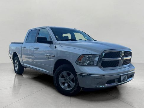 Used 2019 RAM 1500 Classic SLT image 1