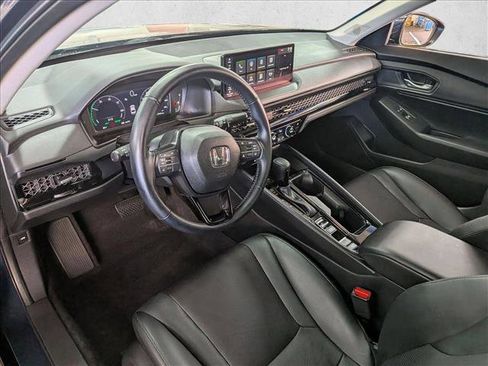 Used 2025 Honda Accord EX-L image 9