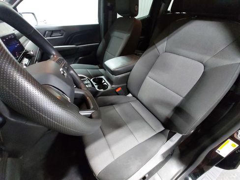 Used 2023 Chevrolet Colorado Trail Boss w/ LPO, Dark Essentials Package image 14