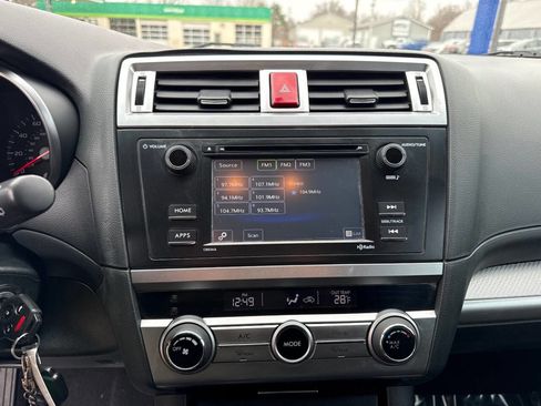 Used 2017 Subaru Outback 2.5i image 19