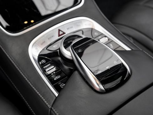 Used 2020 Mercedes-Benz S 560 4MATIC Coupe image 25